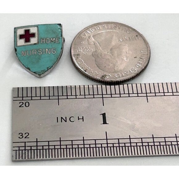 Vintage Home Nursing Enamel Shield Pin Badge Red Cross - Picture 2 of 3